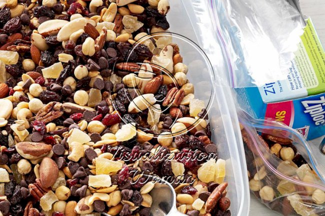Nutty Berry Trail Mix