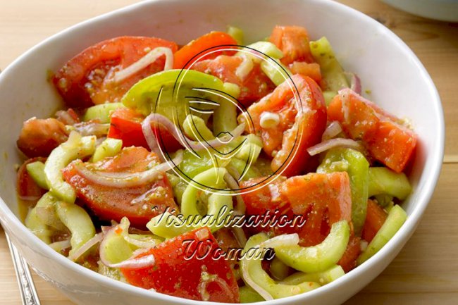 Pesto Tomato-Cucumber Salad