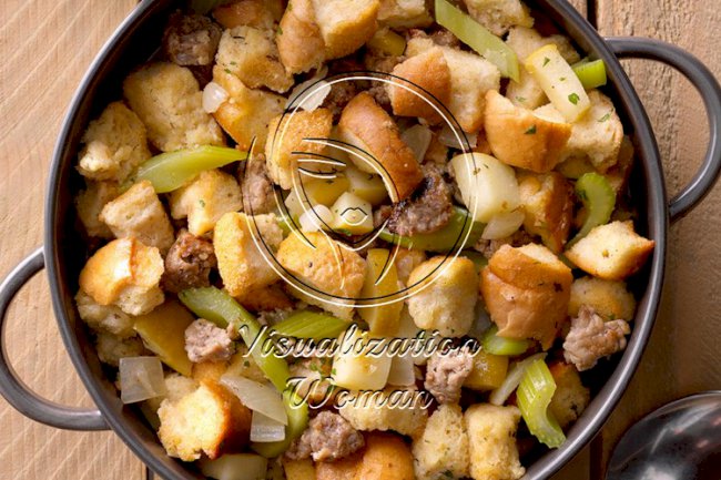 Slow-Cooked Sausage Dressing