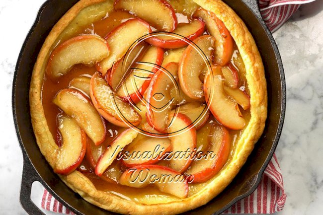Apple-Honey Dutch Baby