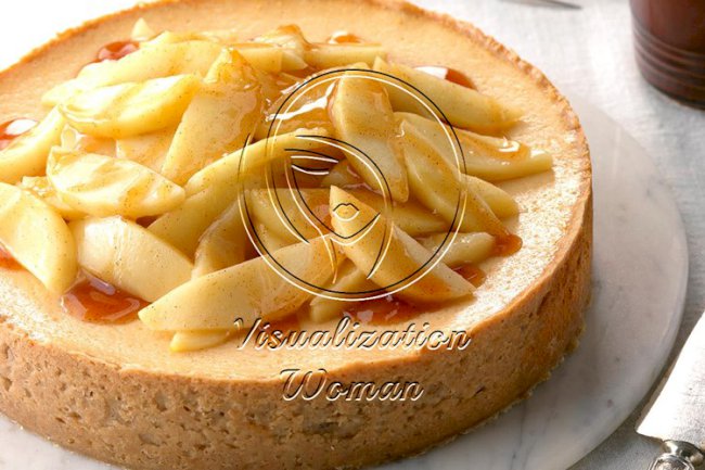 Cinnamon Apple Cheesecake