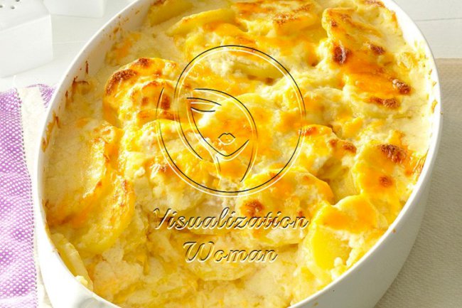 Sharp Cheddar Scalloped Potatoes