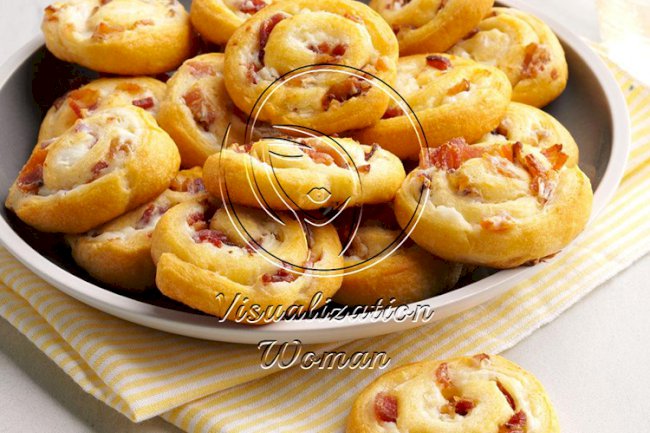 Bacon Cream Cheese Pinwheels