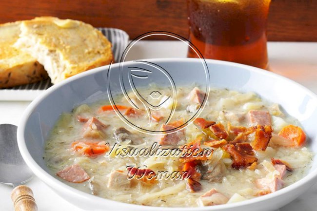 Slow-Cooked Sauerkraut Soup