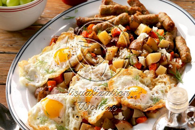 Hearty Slow-Cooker Breakfast Hash