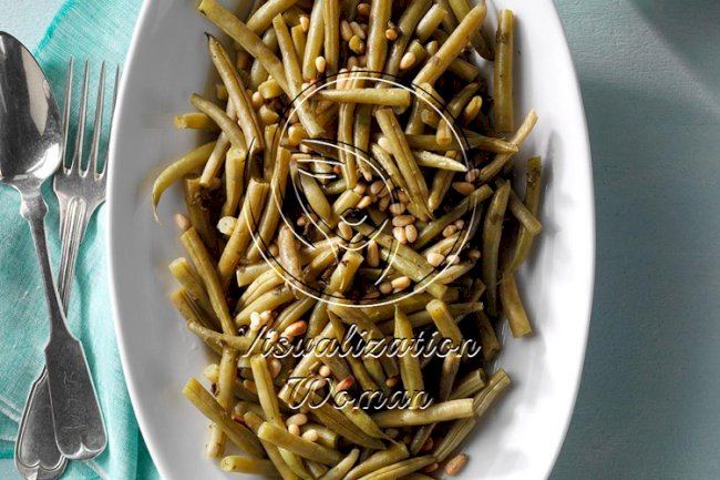Oregano Green Beans with Toasted Pine Nuts