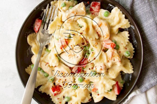 Chicken and Bows