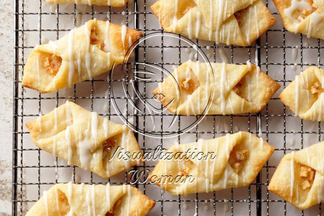 Apple Kolaches