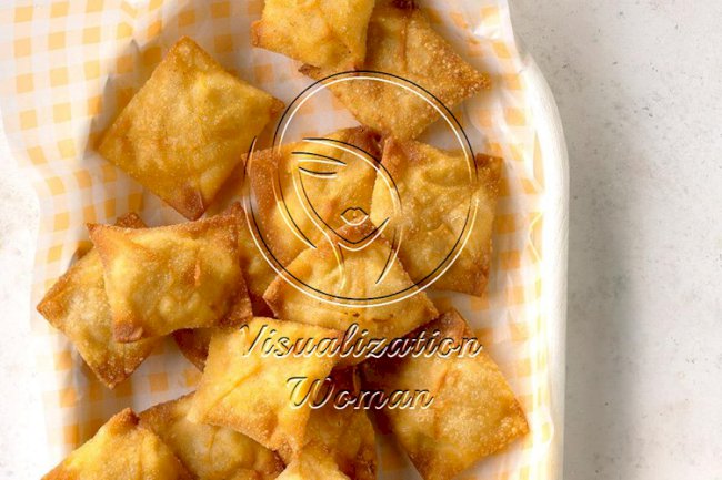Pretty Pumpkin Wontons