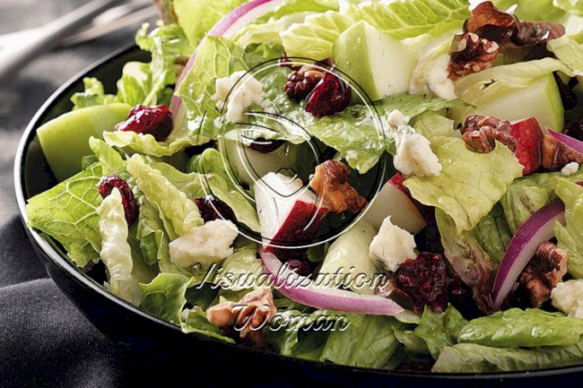 Apple and Walnut Salad