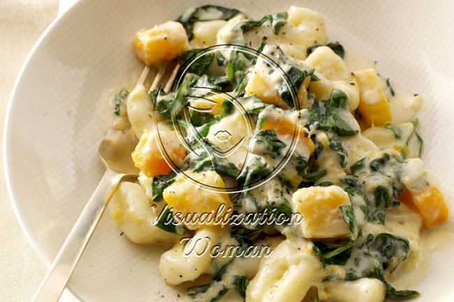 Ricotta Gnocchi with Spinach & Gorgonzola