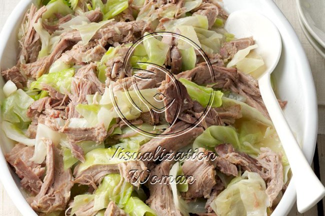 Slow-Cooker Kalua Pork & Cabbage