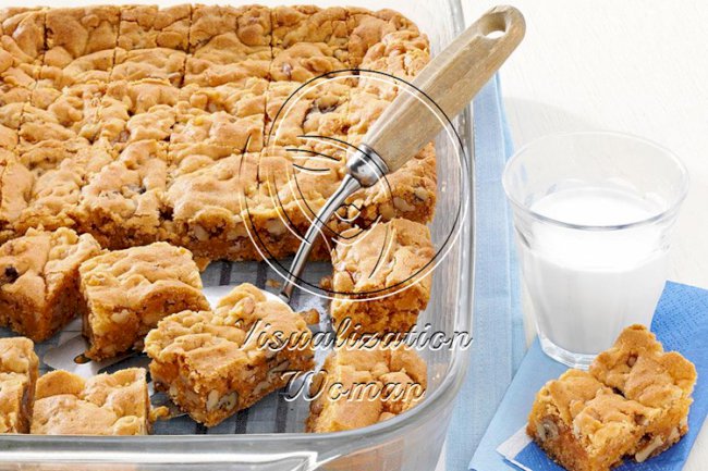 More The Merrier Orange, Fig & Walnut Bars