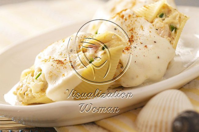 Creamy Seafood-Stuffed Shells