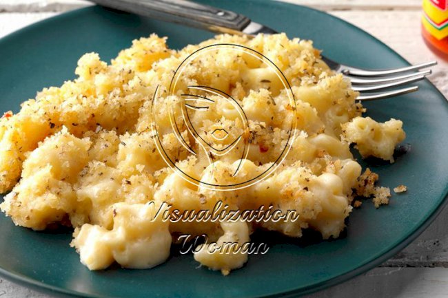 Crumb-Topped Macaroni and Cheese
