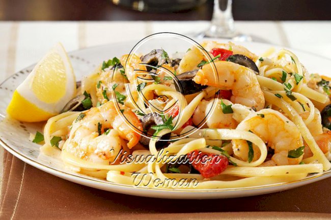 Mediterranean Shrimp Linguine
