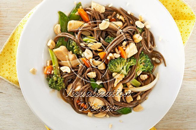Chicken Soba Noodle Toss