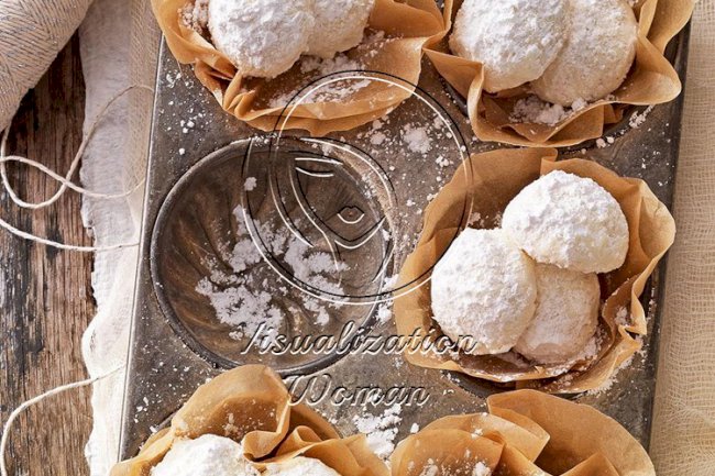 Gluten-Free Snowballs
