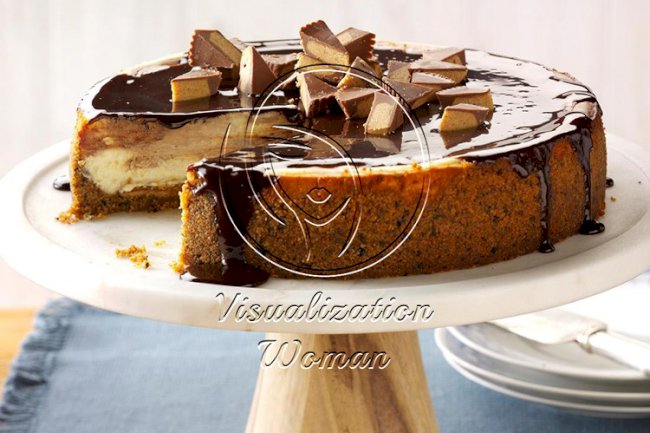 Peanut Butter Cup Cheesecake