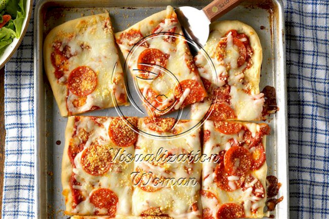 Pepperoni Pan Pizza
