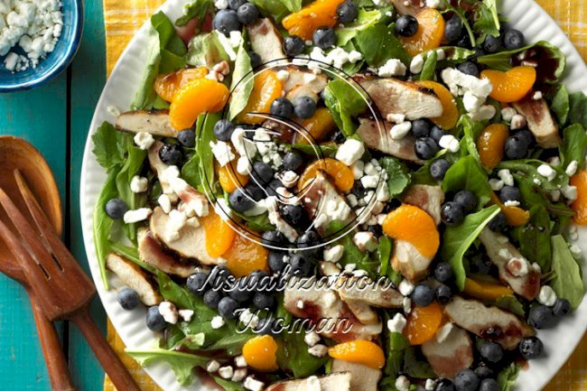 Grilled Chicken Salad with Blueberry Vinaigrette