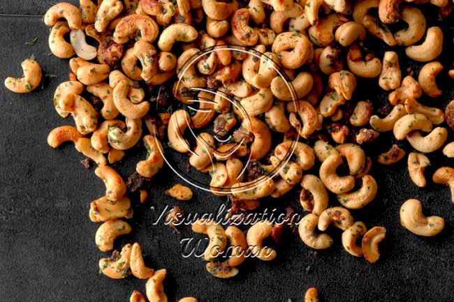 Garlic & Onion Cashews