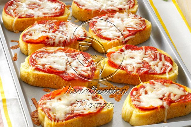 Garlic Toast Pizzas