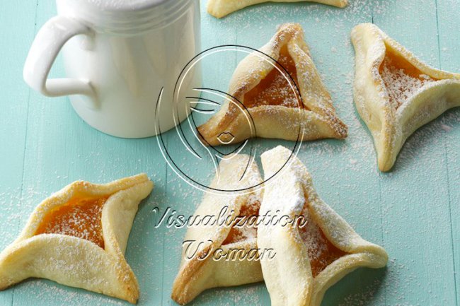 Apricot-Filled Triangles