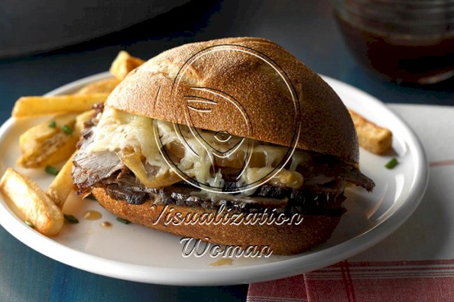 French Dip Sandwich with Onions