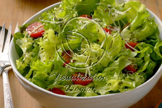 Green Salad with Tangy Basil Vinaigrette