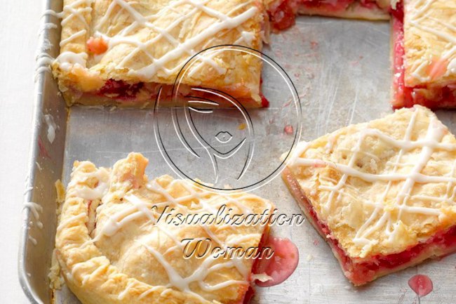 Raspberry-Rhubarb Slab Pie