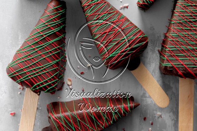 Peppermint Cheesecake on a Stick