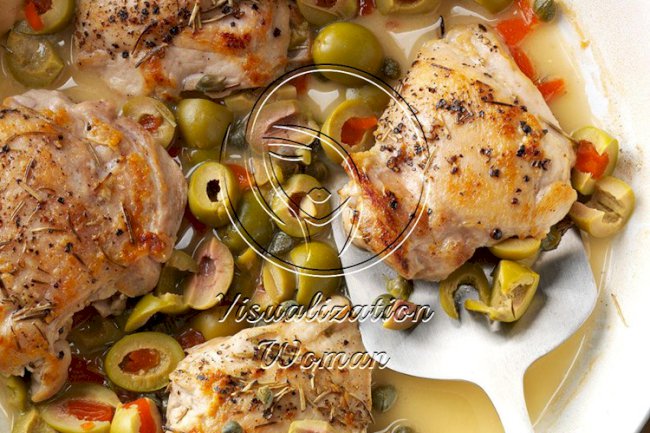 Skillet Chicken with Olives