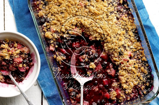Blueberry-Rhubarb Crumble