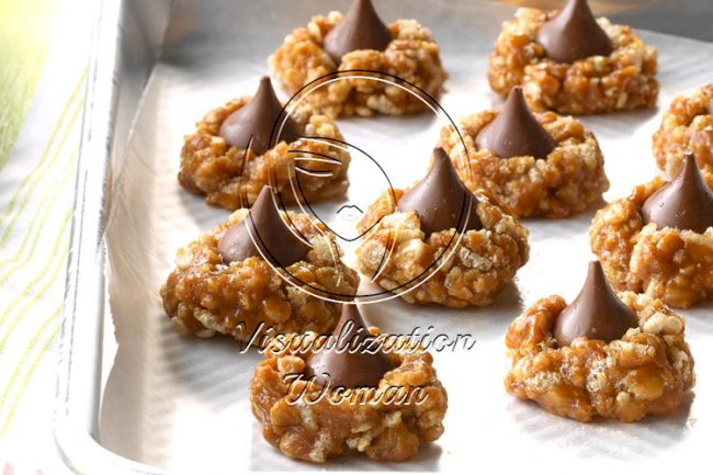 No-Bake Cookie Butter Blossoms