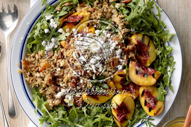 Grilled Peach, Rice & Arugula Salad