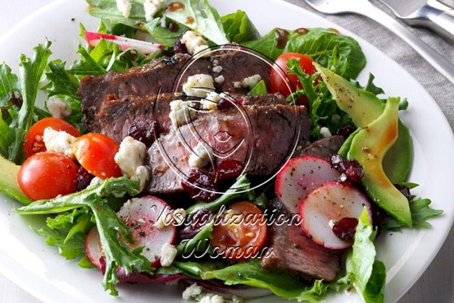 Balsamic Steak Salad