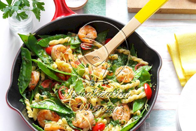 Lemony Shrimp & Snow Pea Pasta