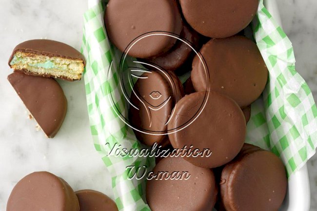 Mint Sandwich Cookies