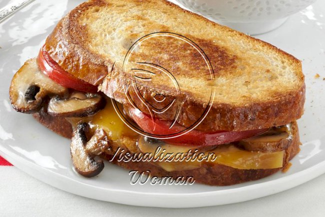 Portobello-Gouda Grilled Sandwiches