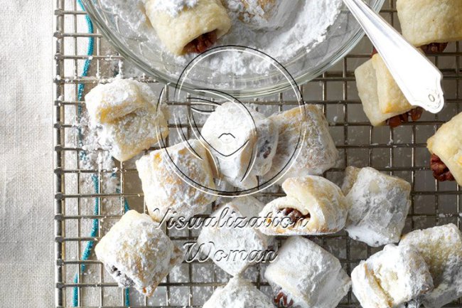 Pecan Roll-Ups