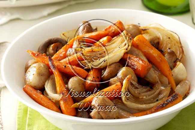 Savory Roasted Carrots with Mushrooms