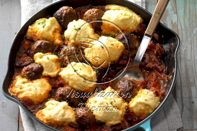 Meatball Chili with Dumplings