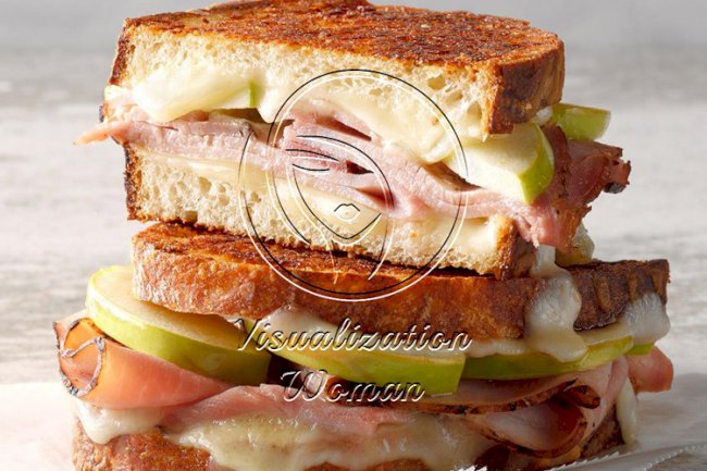 Grilled Cheese, Ham and Apple Sandwich