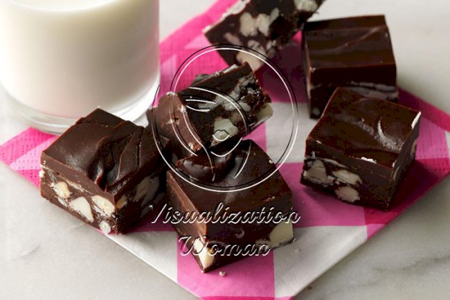Dark Chocolate Raspberry Fudge