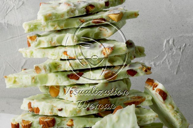 Lime-in-the-Coconut Almond Bark