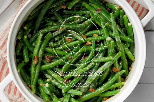 Green Beans with Creamy Pistachio Sauce