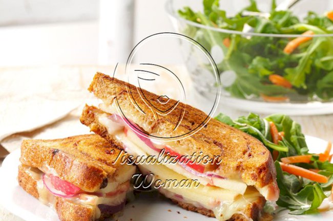 Apple-White Cheddar Grilled Cheese