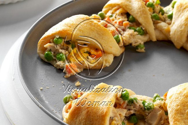 Tuna Crescent Ring