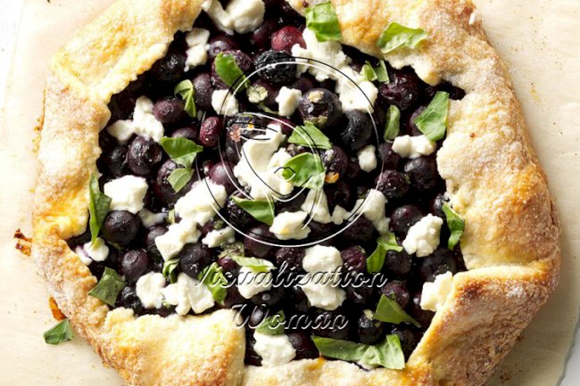 Blueberry, Basil and Goat Cheese Pie